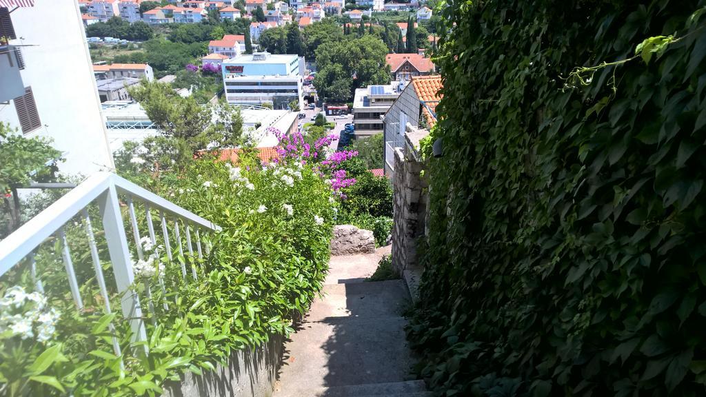 Apartament Gitara *